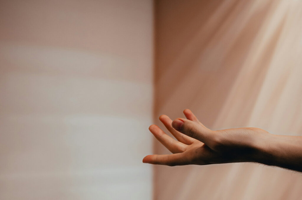 Praxis-Humanenerketik-Leuchtquelle-Anita-Mariacher-Seefeld-Tirol-ramiro-pianarosa-LaIiSDG2cNs-007